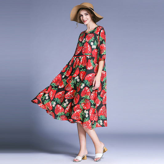 Europe and the United States loose large size women's fat mm2024summer new style age-old castor strawberry print dress 6719